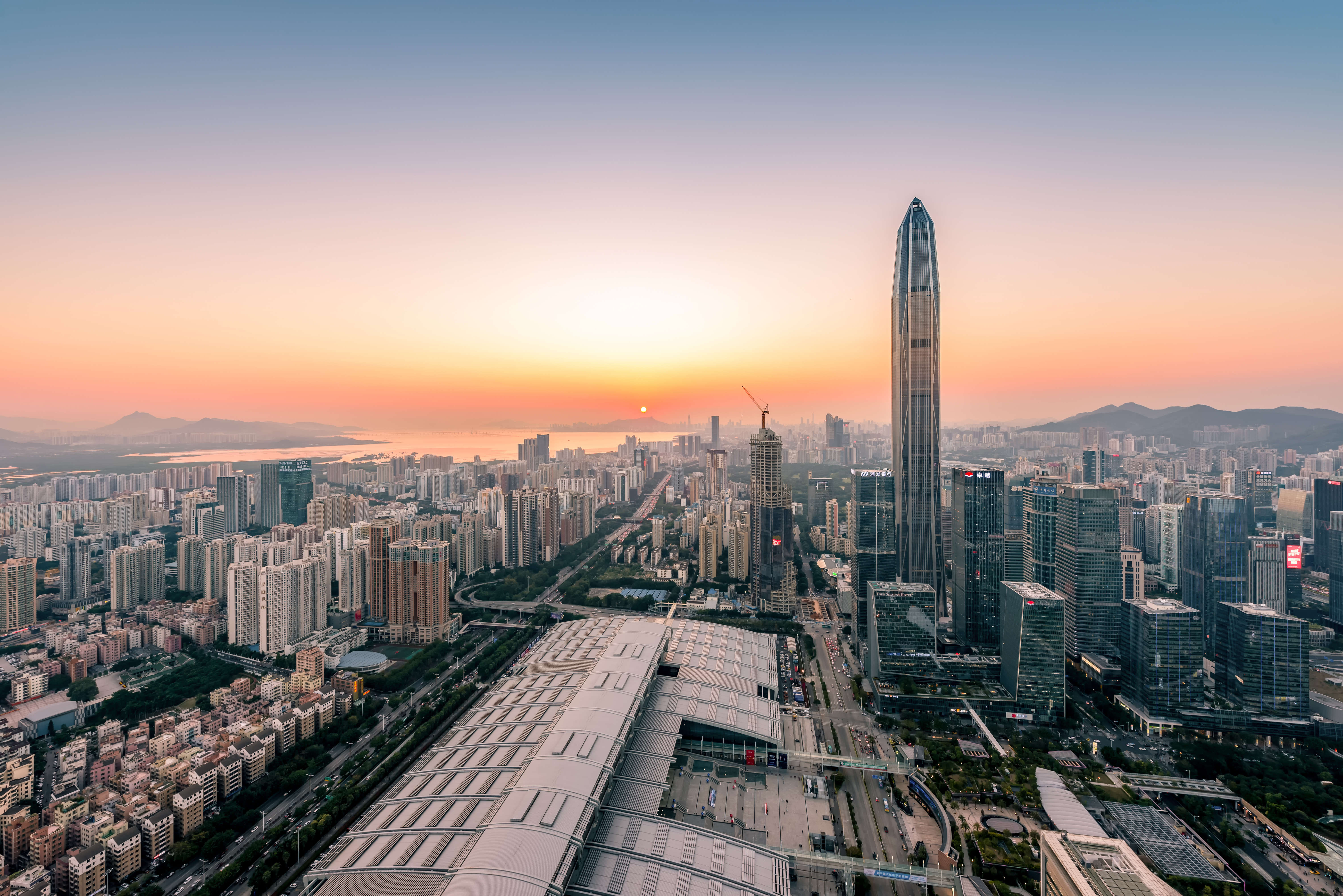 深圳商报 | FG电子·(中国)集团-官网董事长兼CEO陈宁： 推动深港创新企业合作